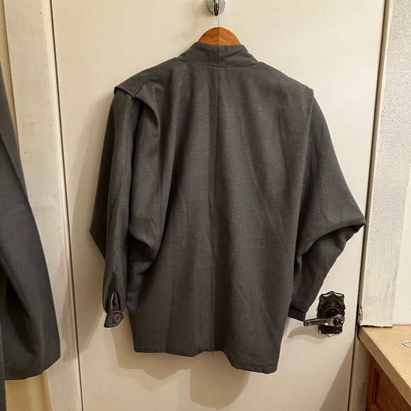 GLENSPORT size 3 grey pant suit - Picture 4 of 14